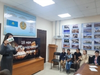 Халықаралық музейлер күні қарсаңында бөлімнің экспозициялық залында. М. Горький ат. мектеп оқушыларын шақырумен &quot;Музейдегі түн&quot;іс-шара өтті. Іс-шара аясында бөлім залдары бойынша экскурсия, &quot;Алтын балық&quot; шеберлік сабағы өткізілді, балалар жұмбақтарды